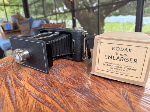 Vintage compact kodak 16mm - compact,